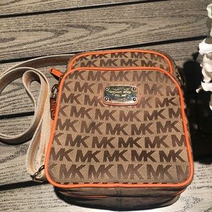 Michael Kors Crossbody